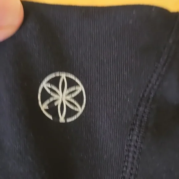 Gaiam Yoga Pants - Picture 4 of 4